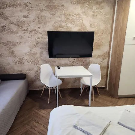 Colonel Luxury Apartment